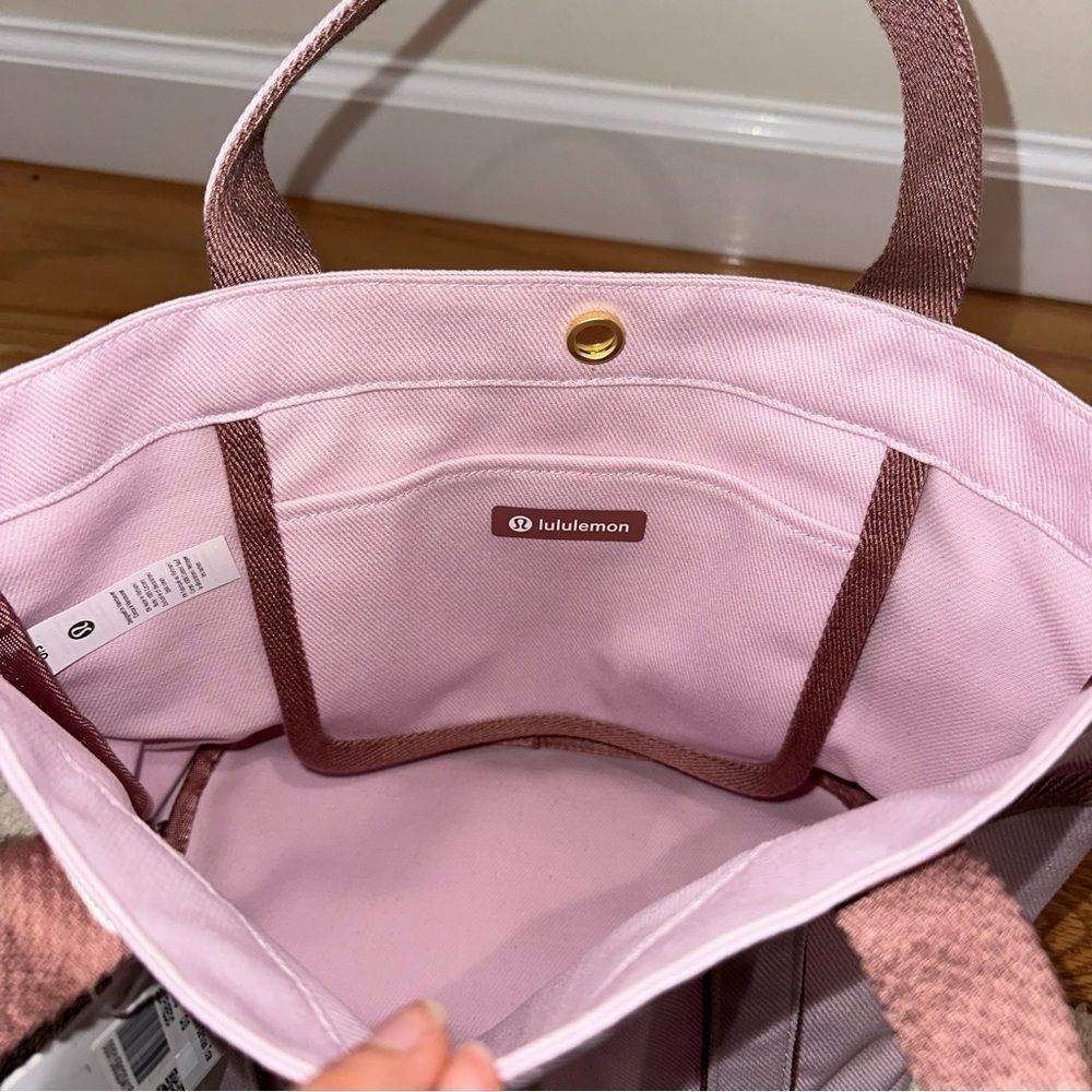 NWT 6.5L Lululemon Daily Multi-Pocket Mini Cotton Canvas Tote Bag Blissful Pink - Picture 7 of 10